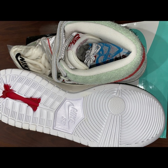 Nike SB Dunk Mid “White Widow” - Picture 2 of 4